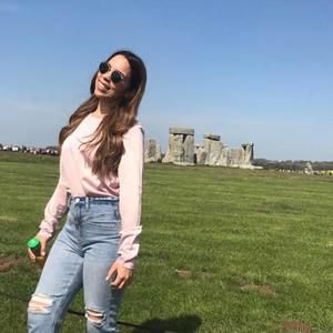 Meet your Posher, Jennifer